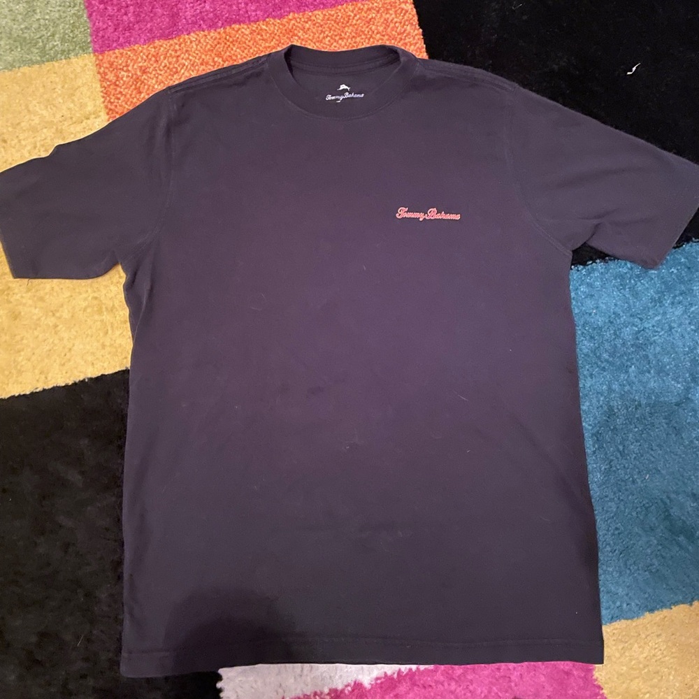 TOMMY BAHAMA T SHIRT SMALL